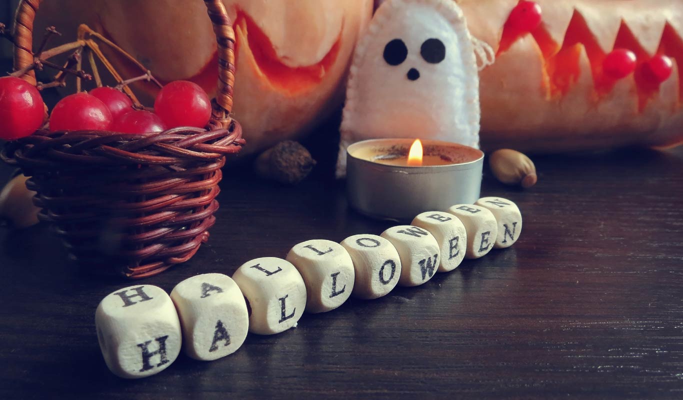 How to pull off a Halloween party that screams awesomeness!