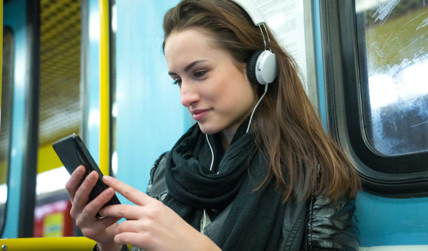 What do women want in a smartphone?