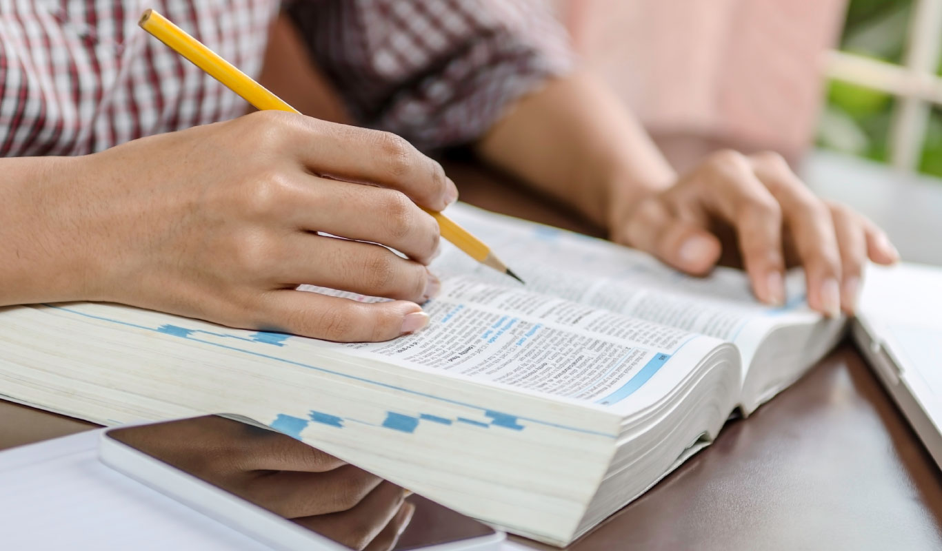 7 books that will help you ace the IIT-JEE