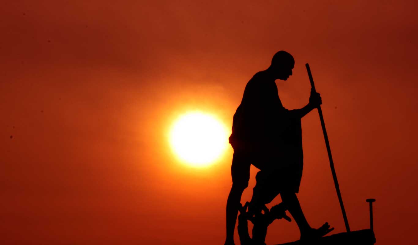 5 inspiring books about Gandhi and Shastri